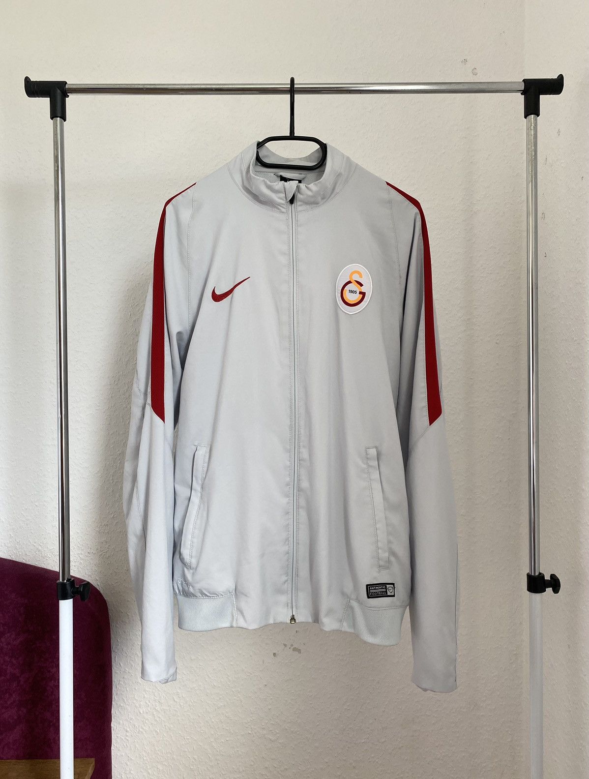 Nike Galatasaray 2015 2016 Nike Football Soccer Jacket PSG Milan Size US M / EU 48-50 / 2 - 1 Thumbnail