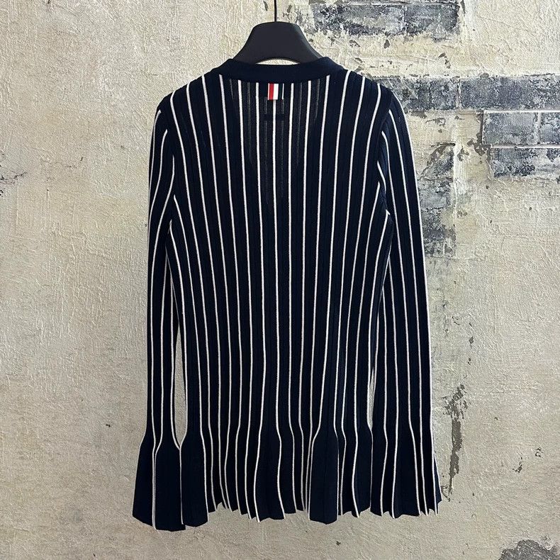Thom Browne Thom Browne Blue and green striped gold button sweater Size XS / US 0-2 / IT 36-38 - 2 Thumbnail
