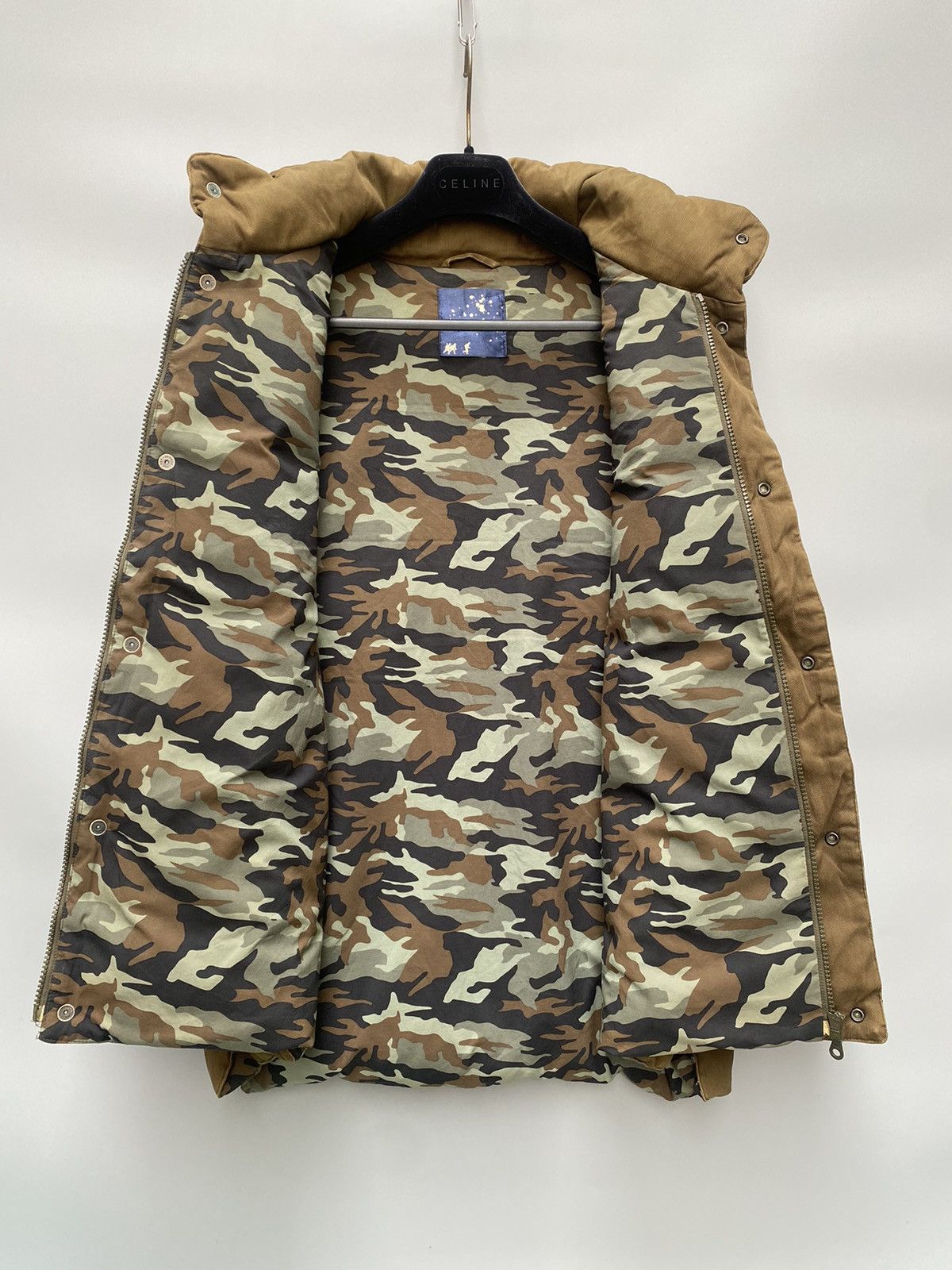 Futura × Vintage Vintage 2000s Futura Down Vest Size US L / EU 52-54 / 3 - 9 Thumbnail
