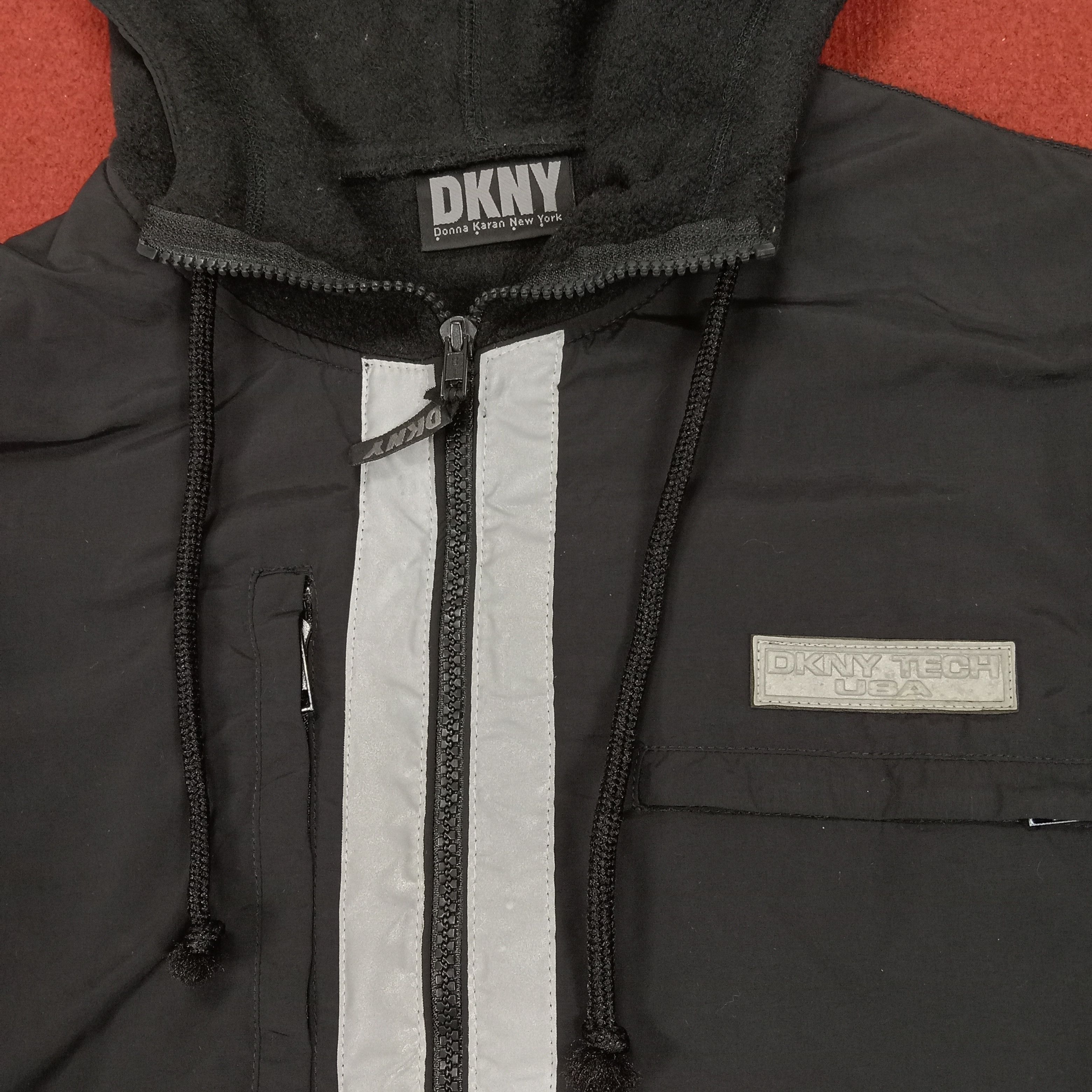 DKNY × Vintage DKNY Fashion Style Nice Design Zipper Hoodies Size US L / EU 52-54 / 3 - 5 Thumbnail