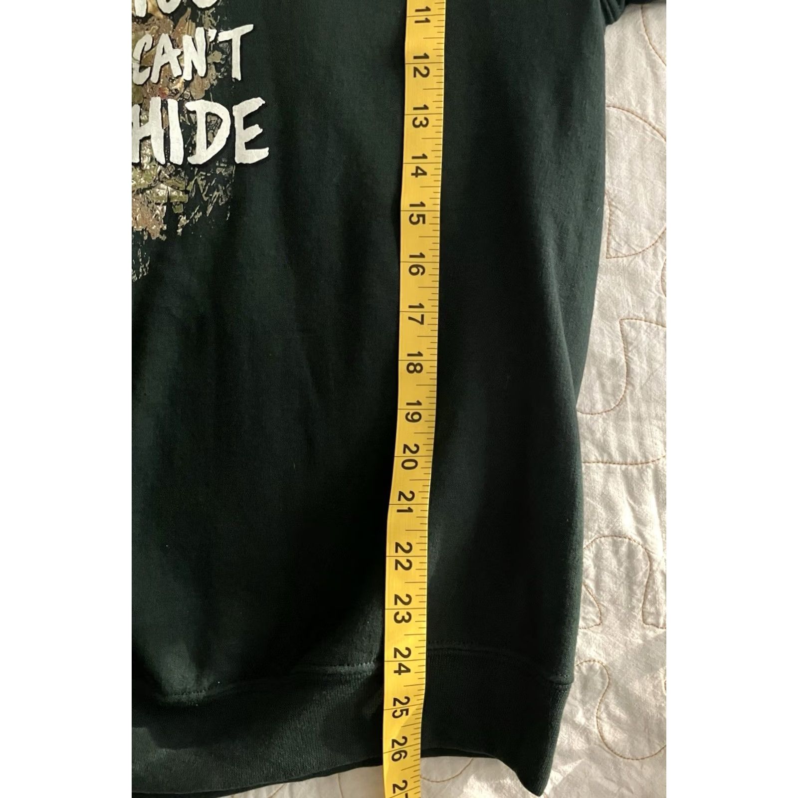 Gildan NATURE Wildlife Deer Graphic Sweatshirt Men’s Large Hunting Shirt Humorous Gildan Green 90s Animals Outdoors Moose Head Vintage Logo Sweatshirt Mens Size US L / EU 52-54 / 3 - 4 Thumbnail
