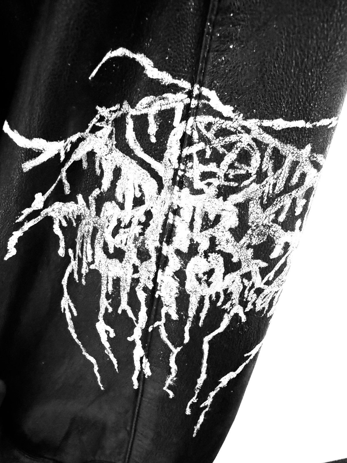 Vintage Darkthrone, Isengard & Morbid Leather Jacket Size US XL / EU 56 / 4 - 2 Thumbnail