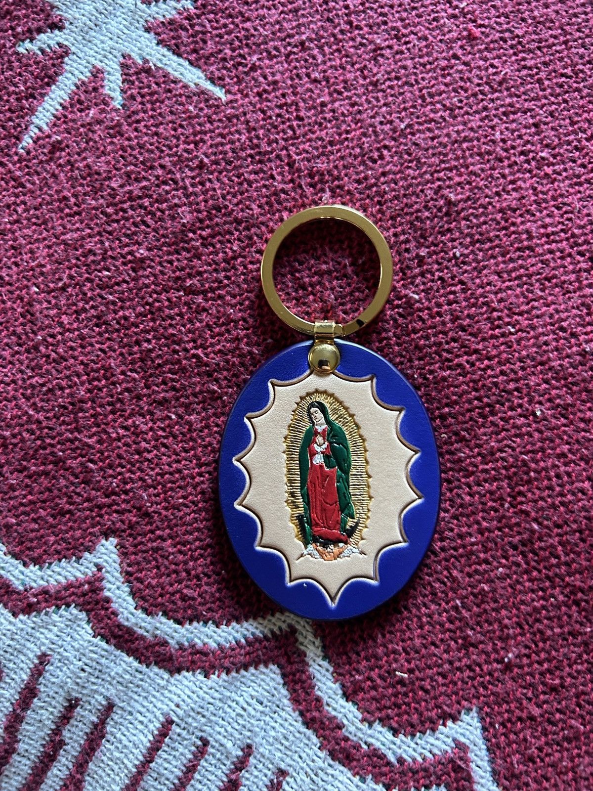 新品未使用Supreme Guadalupe leather keychain red