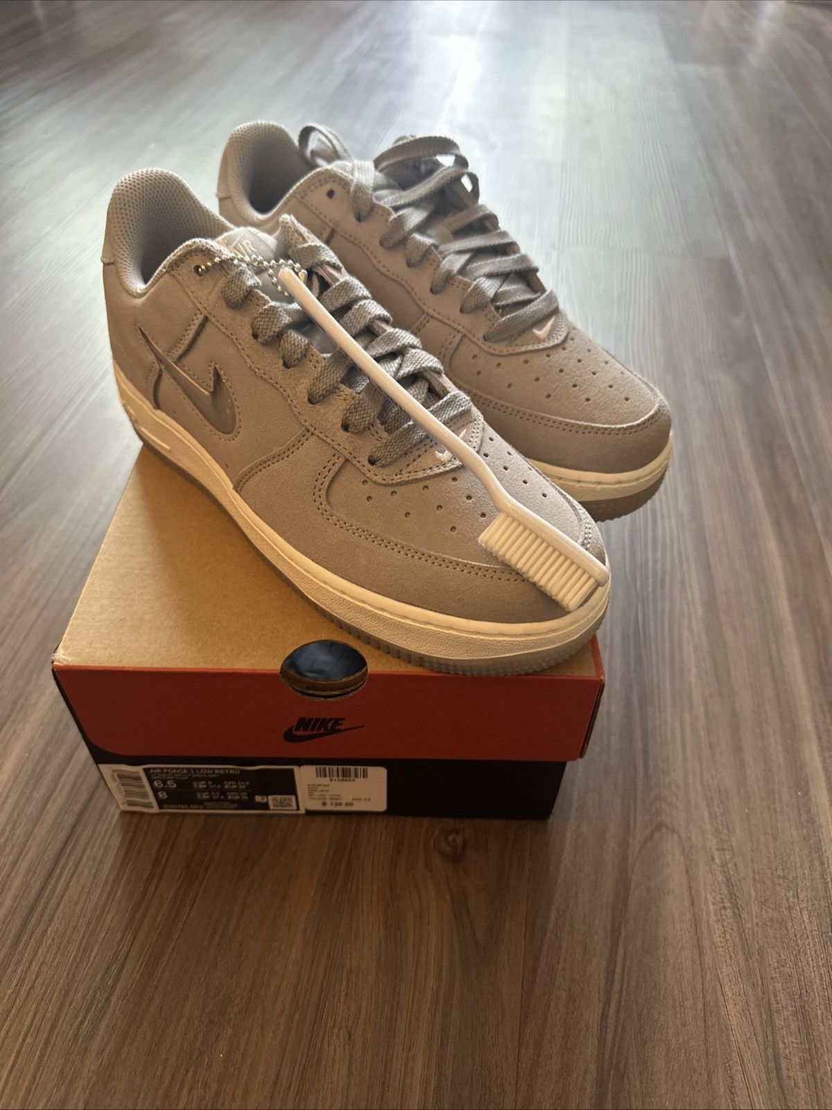 Nike Nike Air Force 1 Low Retro Light Smoke Grey - Size 6.5 Size US 6.5 / EU 39-40 - 1 Thumbnail