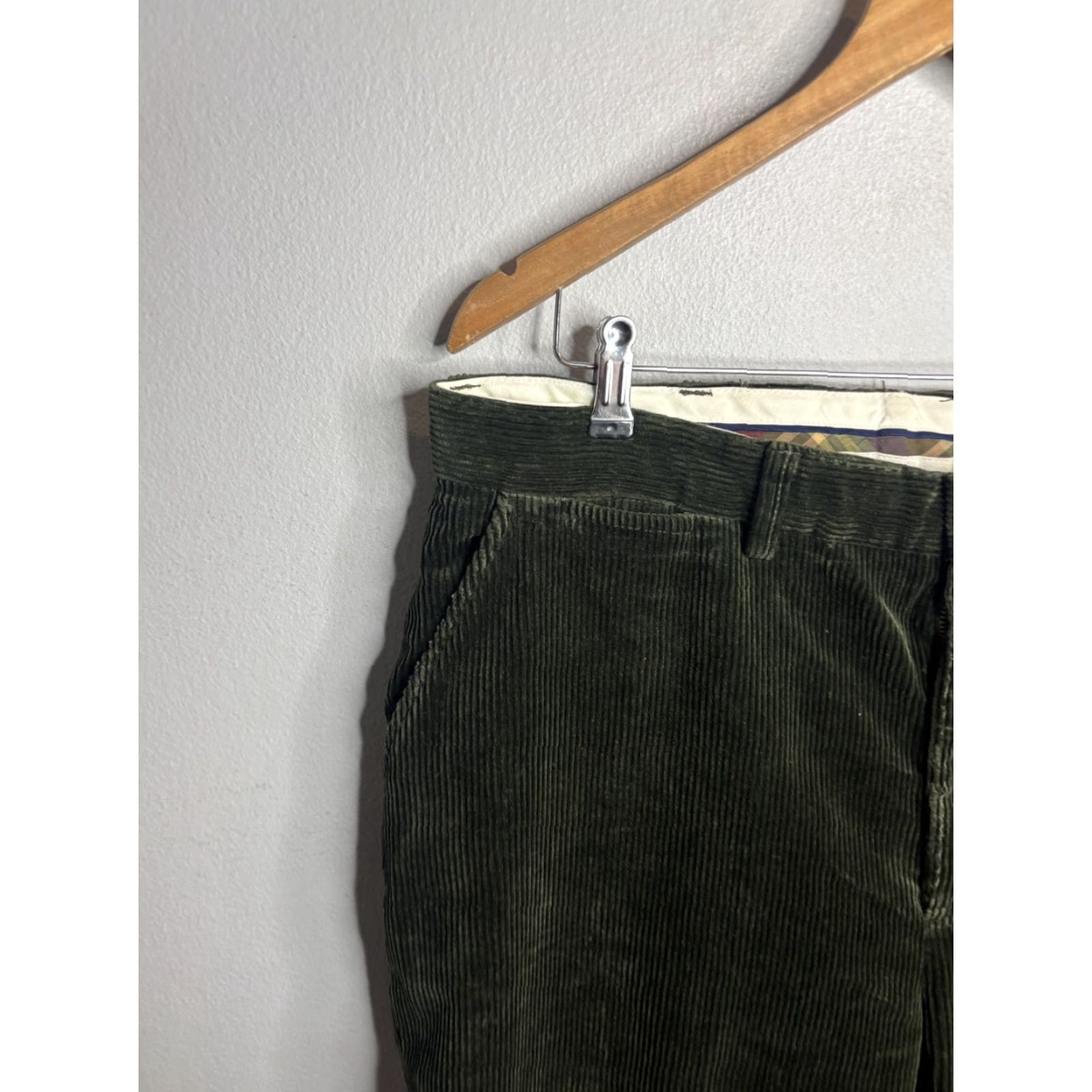 Polo Ralph Lauren Polo Ralph Lauren Prospect Corduroy Pants Mens 38x32 Green 100% Cotton Zip Fly Belt Loops Front Pockets Back Welt Pockets Straight Leg Chino Jeans Size US M / EU 48-50 / 2 - 2 Thumbnail