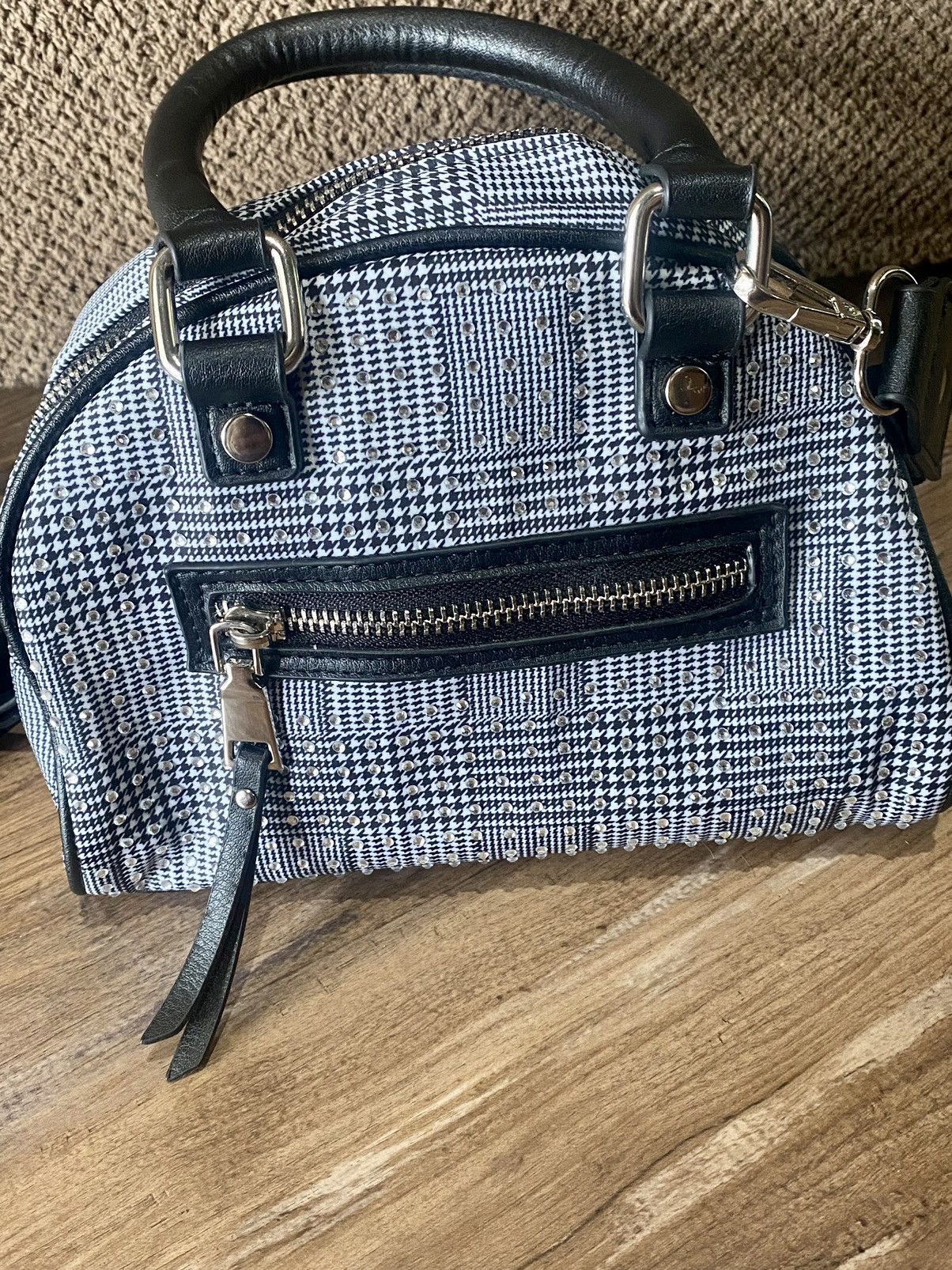 Steve Madden Black and White Plaid Steven Madden mini purse! Size ONE SIZE - 3 Thumbnail