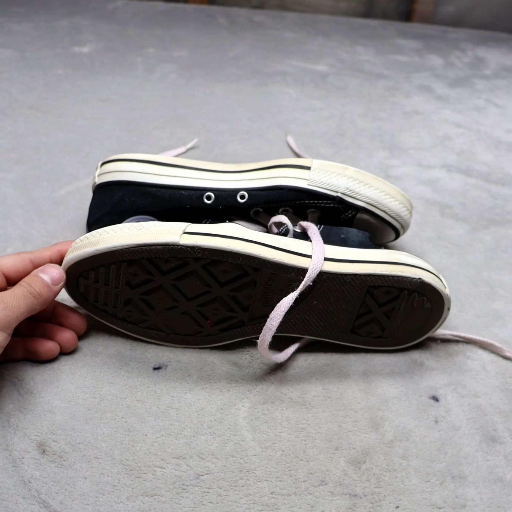 Converse Converse Chuck Taylor All Star High Top Sneakers Black Women 7 Canvas Casual Streetwear Size S / US 4 / IT 40 - 5 Thumbnail