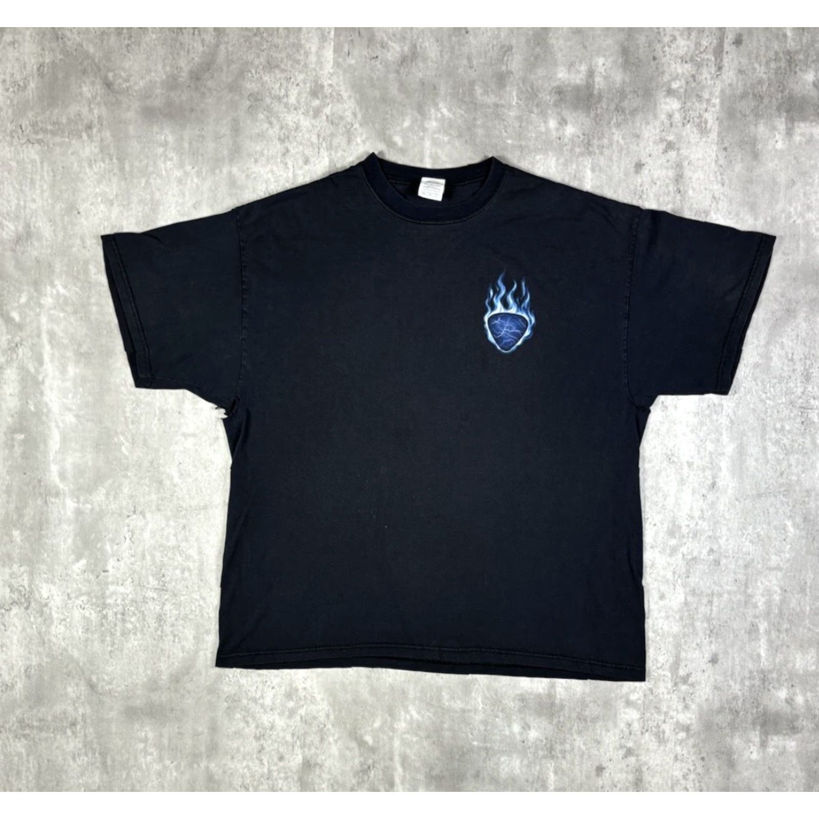 Liquid Blue VINTAGE Liquid Blue T-Shirt Grunge Xl Blue Crew Neck Short Sleeve Men Regular Cotton Knit Size US XL / EU 56 / 4 - 5 Thumbnail