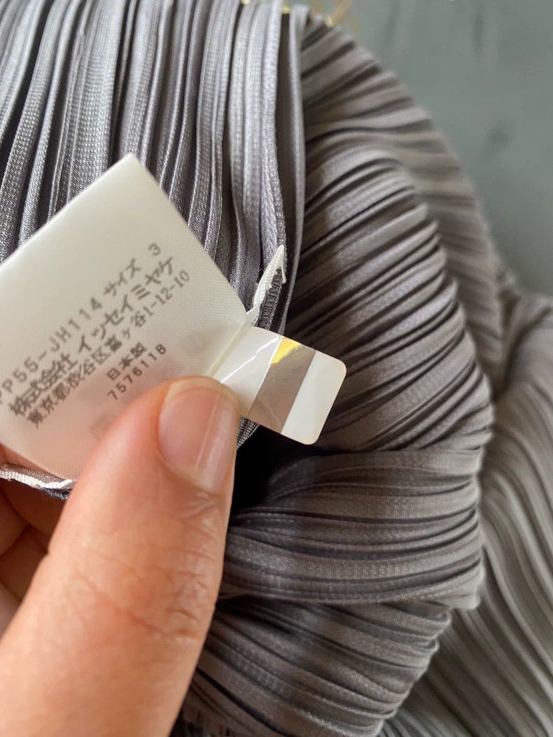 Issey Miyake Issey Miyake size:3 Classic dark grey dress Size M / US 6-8 / IT 42-44 - 6 Thumbnail