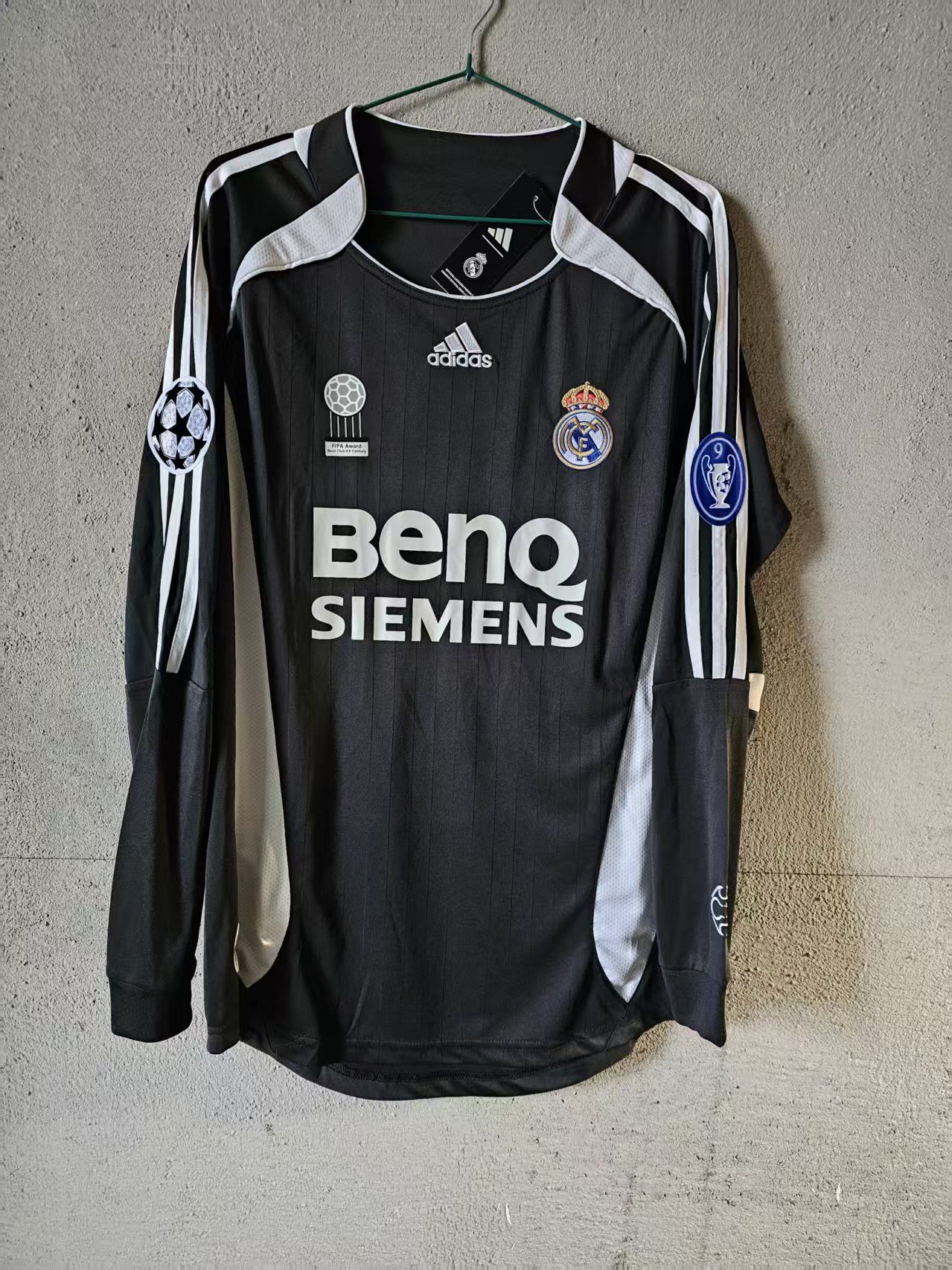 Other 2006 2007 Real Madrid #23 David Beckham Jersey Longsleeve Size US L / EU 52-54 / 3 - 2 Thumbnail