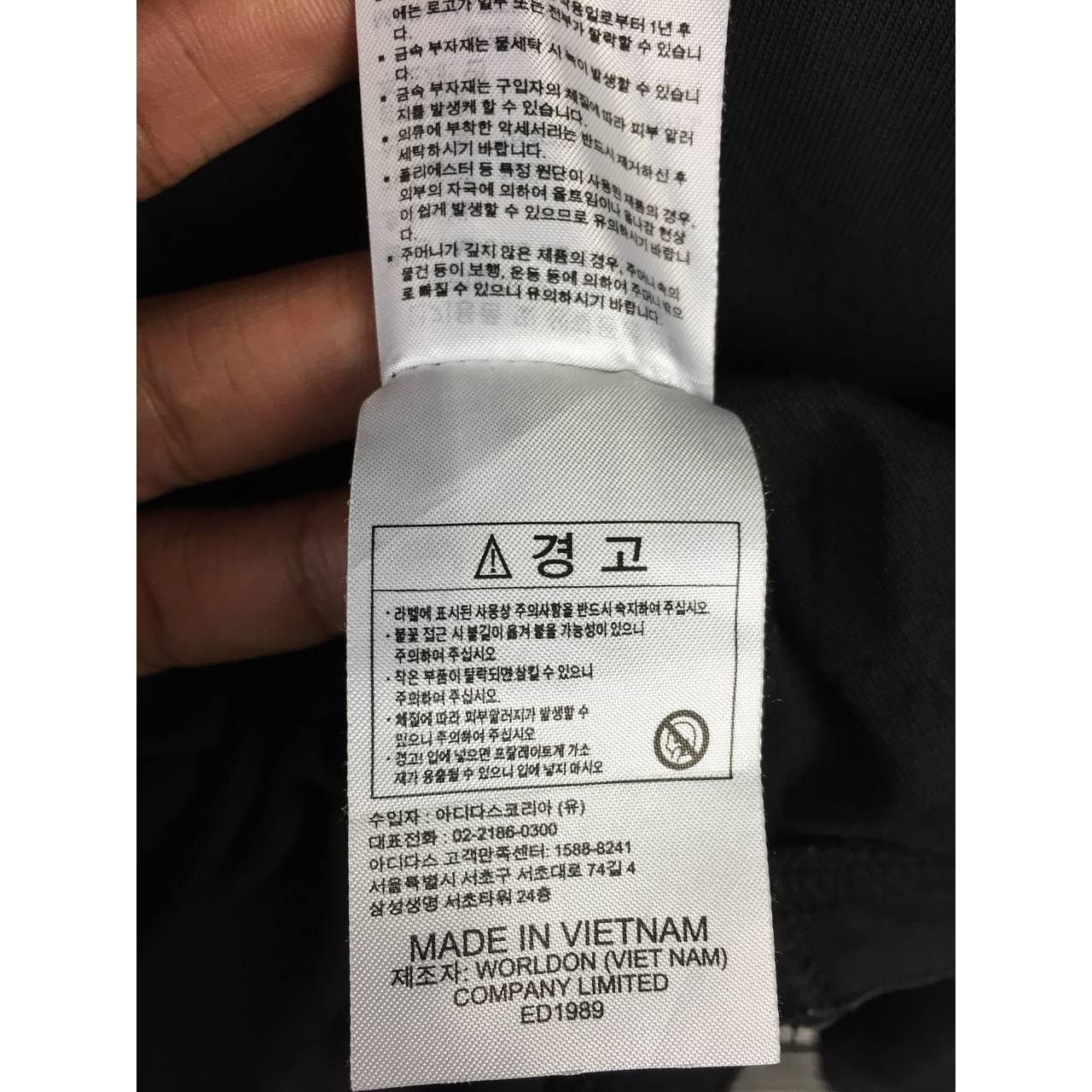 Adidas × Vintage Adidas Three Stripes Wording Longsleeve Tee Size XL Size US XL / EU 56 / 4 - 13 Thumbnail