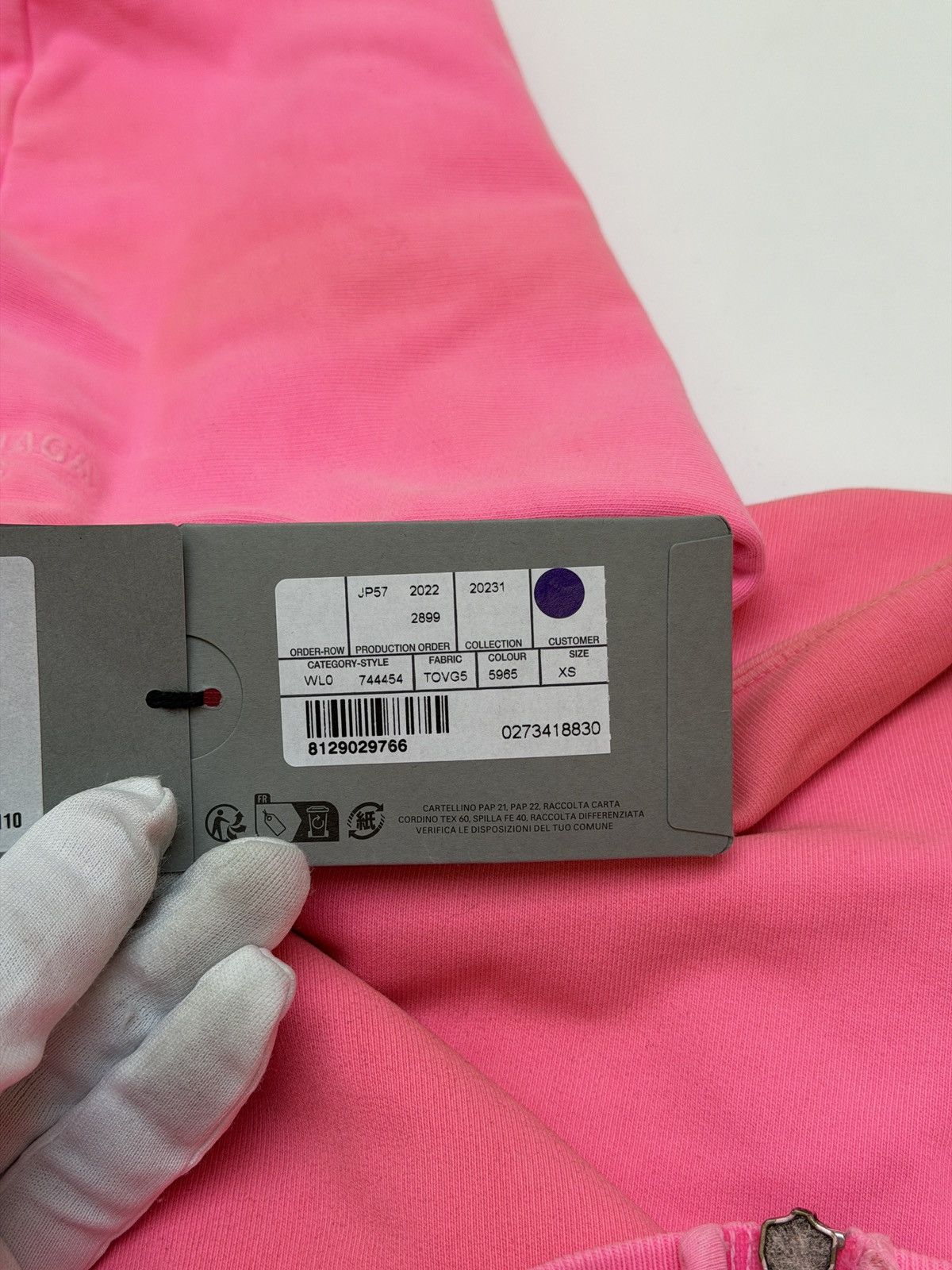 Balenciaga Balenciaga Paris Fluo Pink Worn Out Effect Zip Up Hoodie Size US XS / EU 42 / 0 - 13 Thumbnail