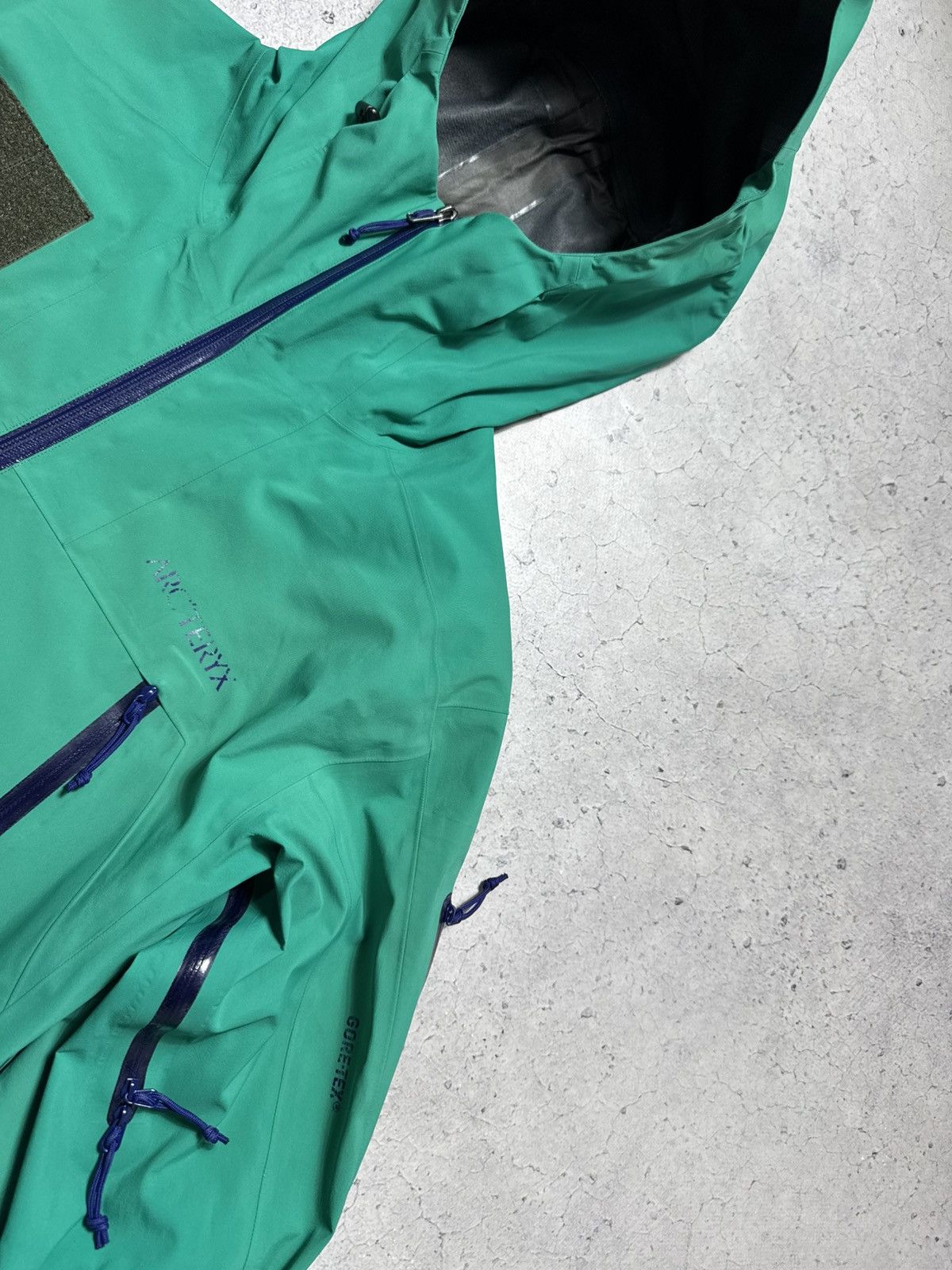 Arc'teryx Arcteryx Gore-Tex Nylon Windbreakers Jacket Outdoor Size M Size US M / EU 48-50 / 2 - 5 Thumbnail