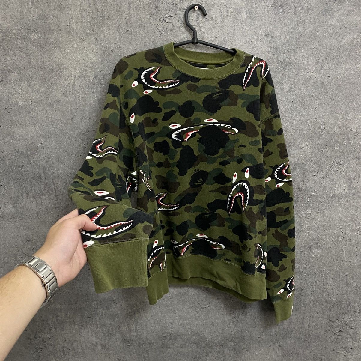 Bape Bathing Ape Sweatshirt BAPE Camo Crewneck Sweater Size US M / EU 48-50 / 2 - 2 Thumbnail