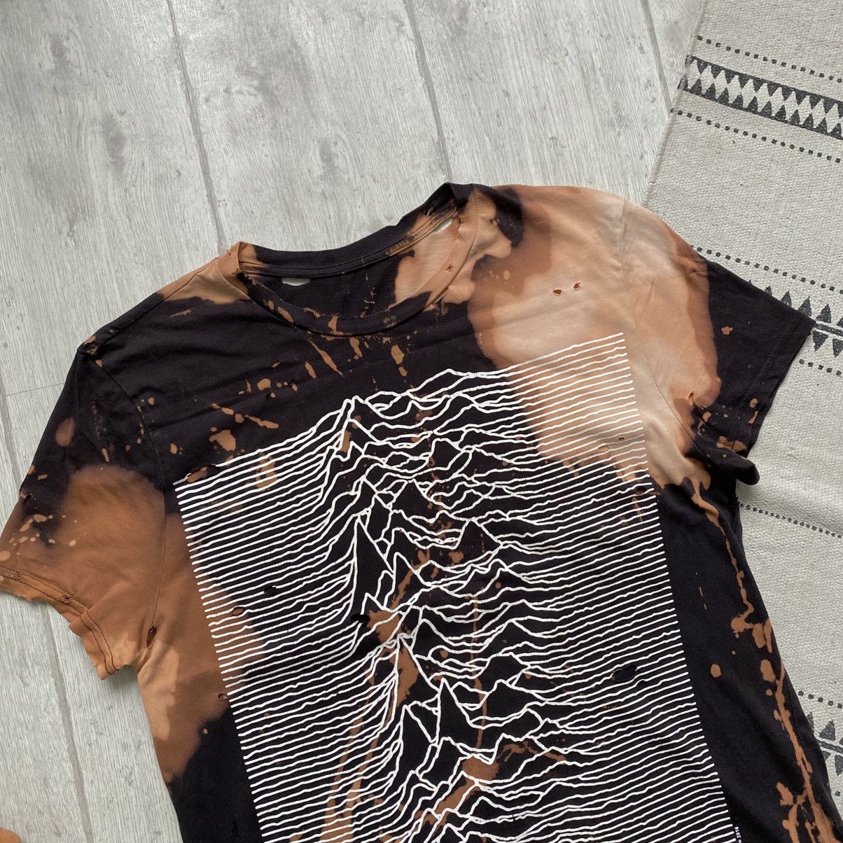 Joy Division 🎸 Thrashed Joy division Tee punk rock Band T-shirt vintage Size US M / EU 48-50 / 2 - 2 Thumbnail