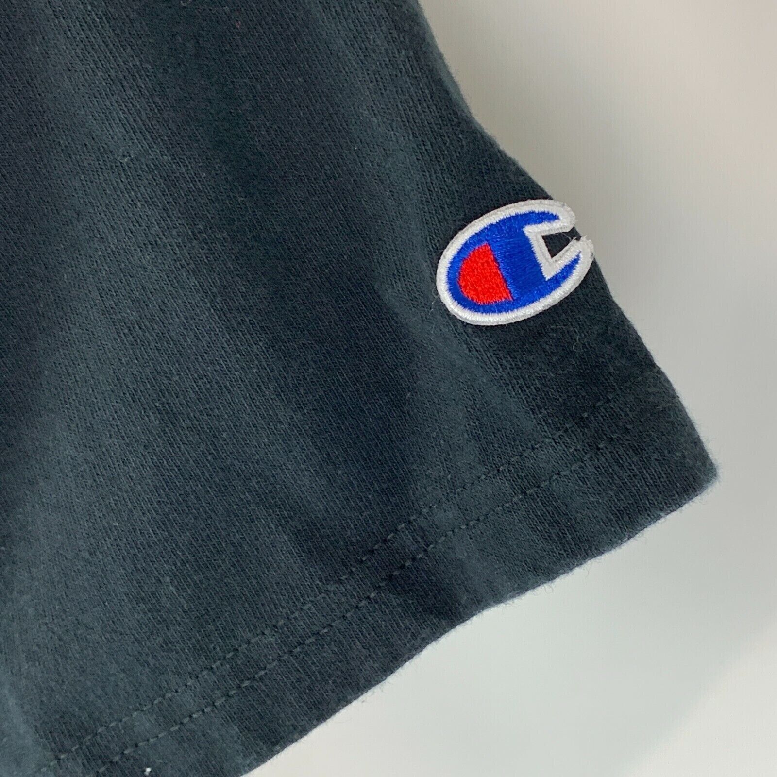 Champion Champion Camouflage T Shirt Big Logo Camo Crewneck Black M Size US M / EU 48-50 / 2 - 4 Thumbnail