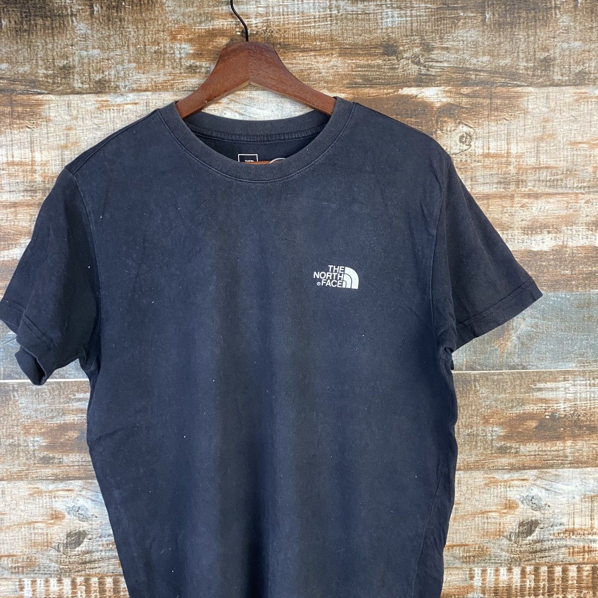 The North Face DL The North Face Black T-Shirt #C1184 Size US S / EU 44-46 / 1 - 2 Thumbnail
