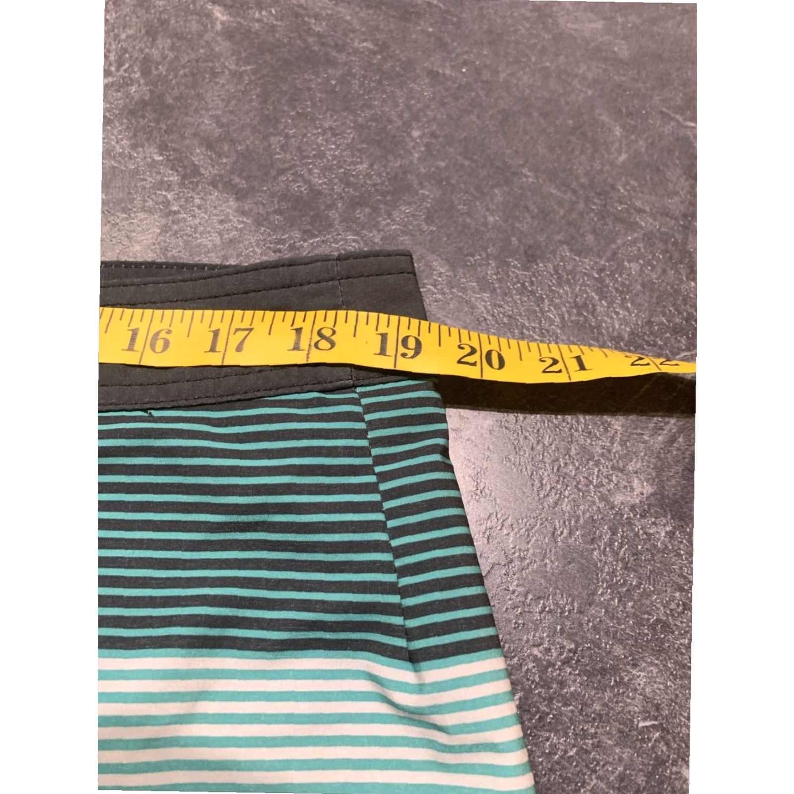 RVCA RVCA Board Shorts Mens 36 Striped Beach Swim Trunks Drawstring Performance Surfing Size US 36 / EU 52 - 7 Thumbnail