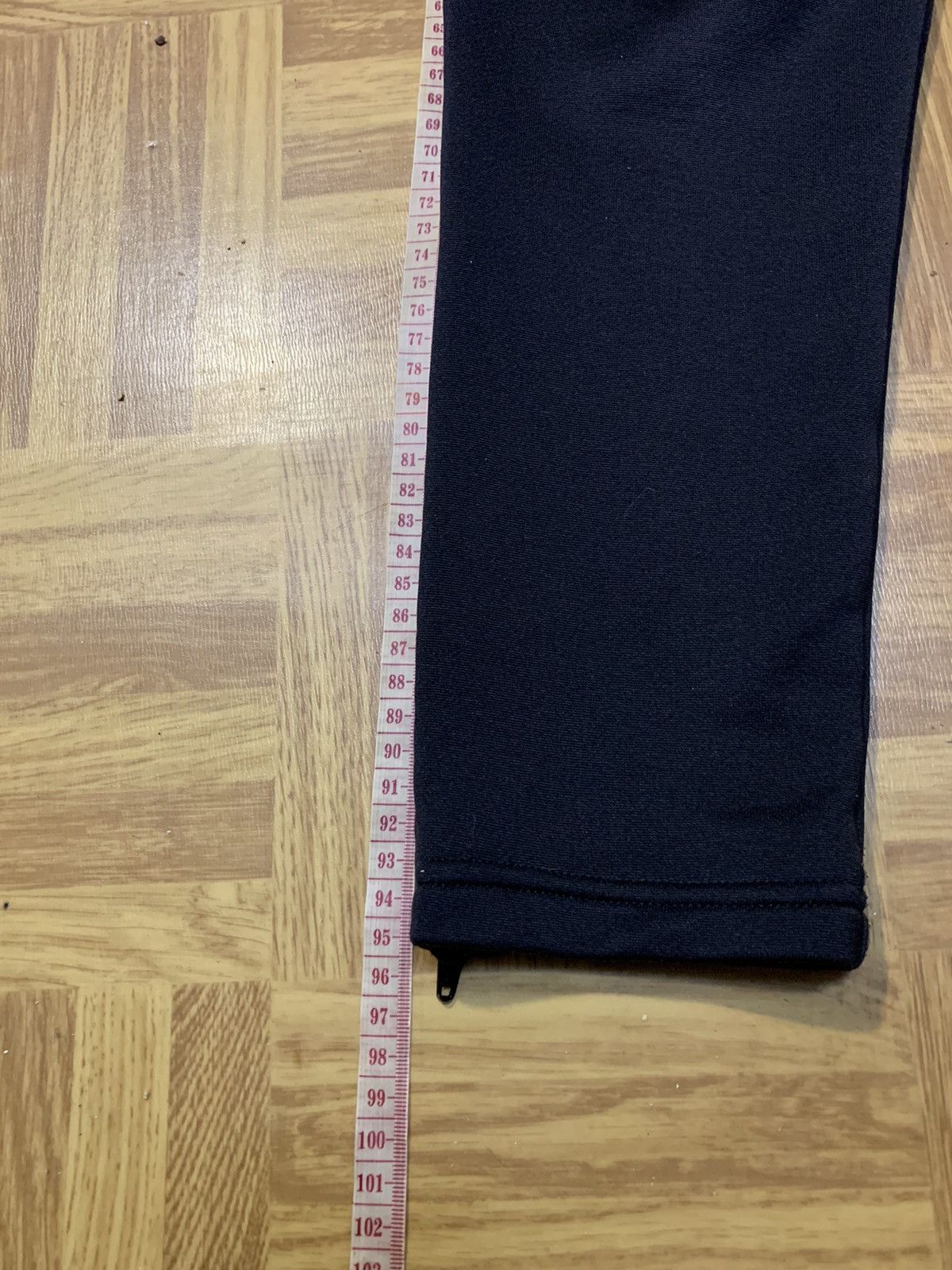 Adidas Adidas track pants Manchester United Size US 26 / EU 42 - 3 Thumbnail