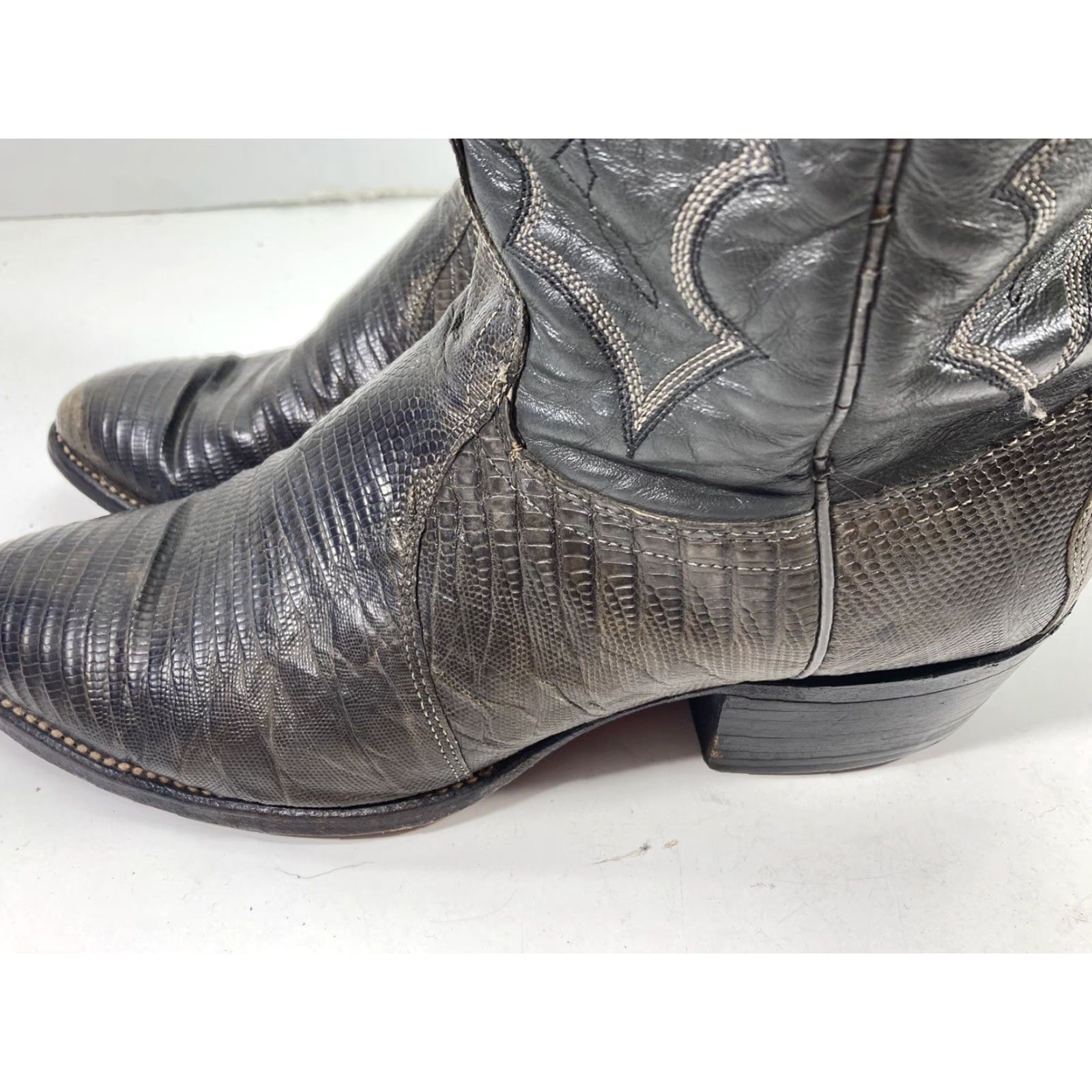 Vintage VINTAGE J. Chisholm Western Boots Men Size 9.5 D Gray Lizard Leather USA Size US 10 / EU 43 - 6 Thumbnail