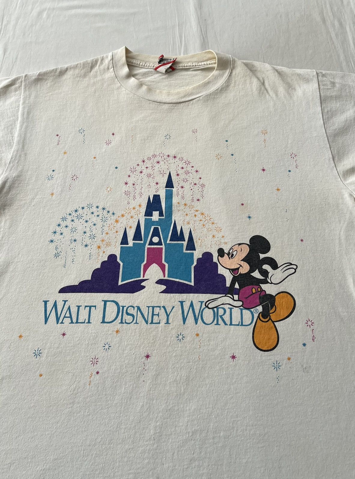 Disney Vintage 90s Mickey Mouse Walt Disney World Castle T-shirt Size US L / EU 52-54 / 3 - 3 Thumbnail