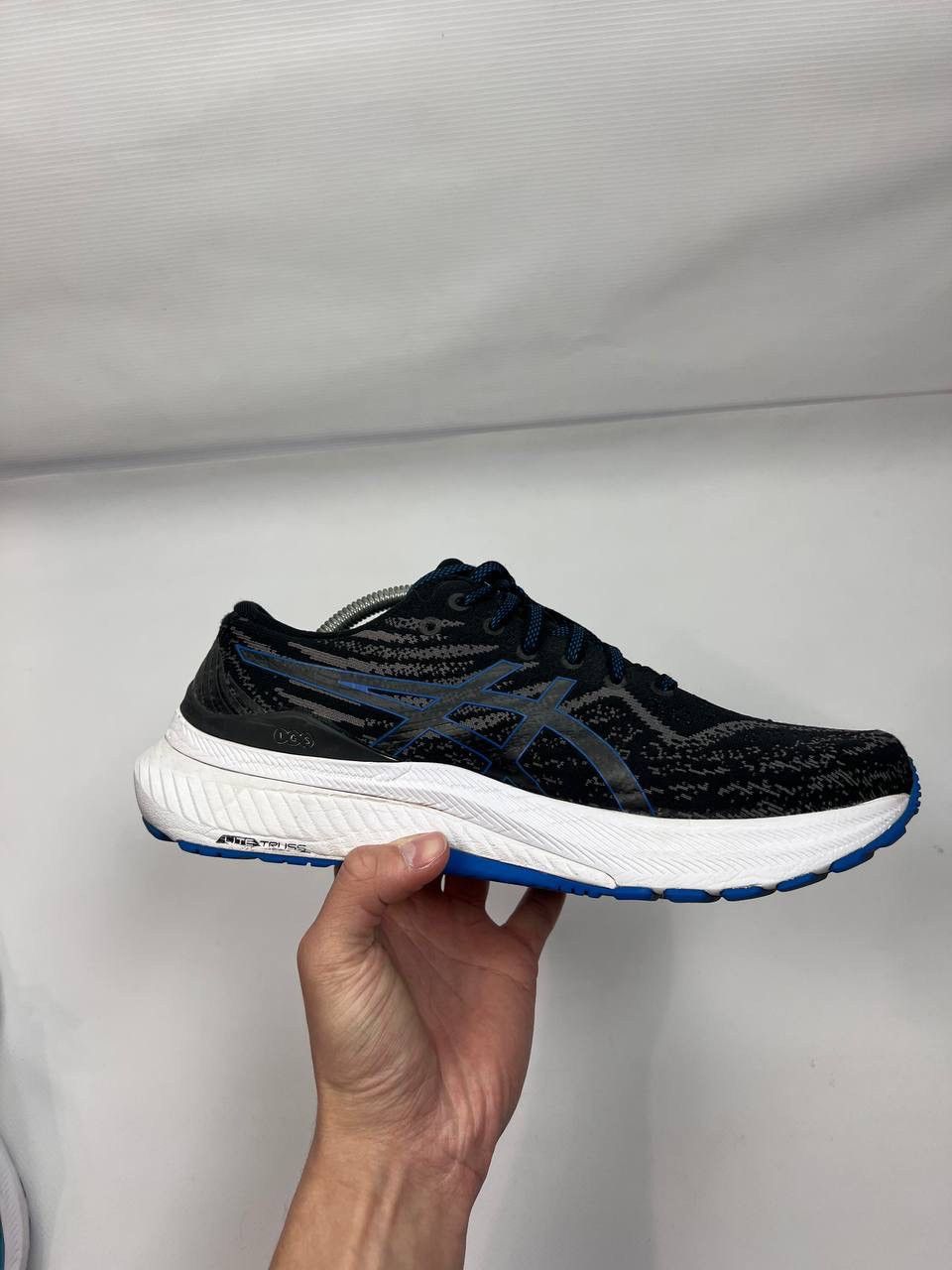 Asics ASICS gel kayano 29 sneakers size US 8 1/2 Size US 8 / EU 41 - 10 Thumbnail