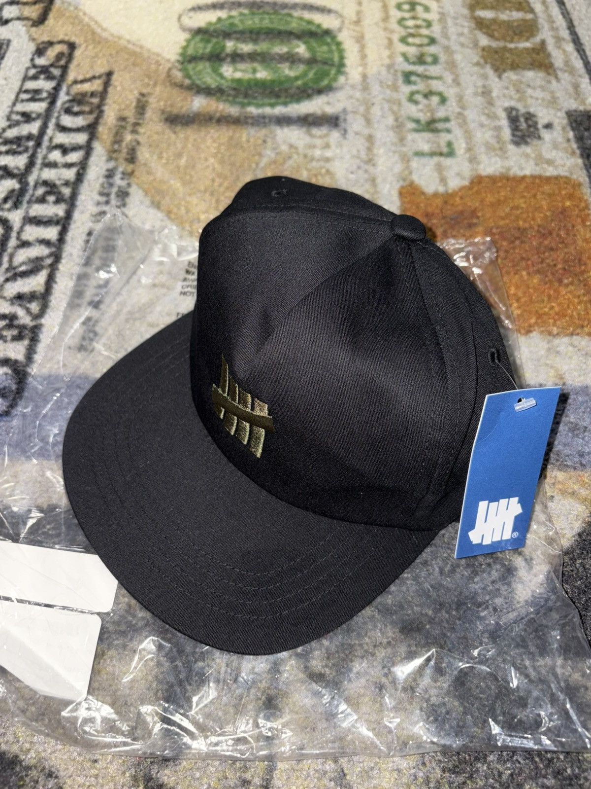 Undefeated Undefeated Icon Stencil Snapback Black Size ONE SIZE - 1 Thumbnail