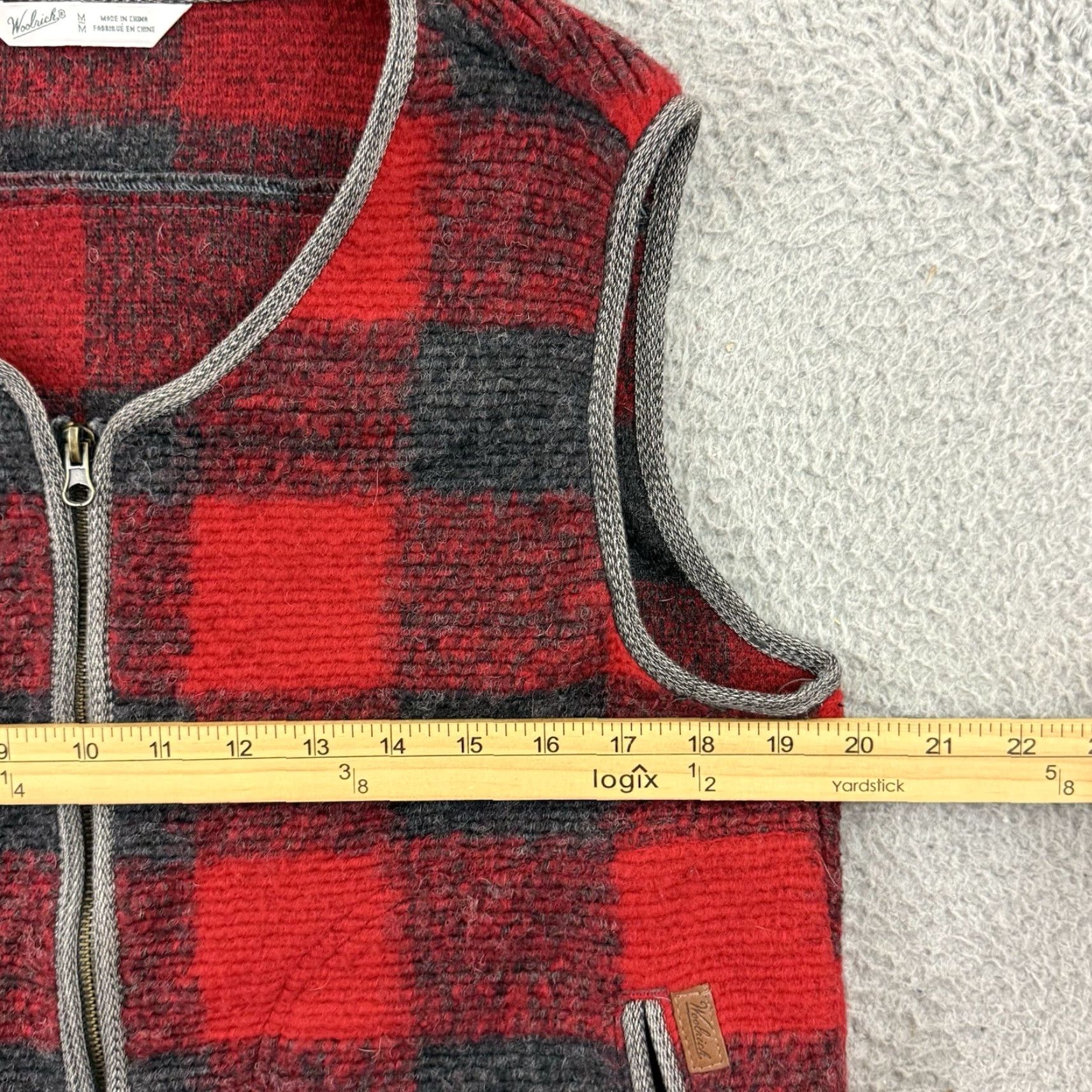 Vintage VINTAGE Woolrich Vest Womens Medium Buffalo Plaid Zip Wool Pocket Outdoor Y2K Size M / US 6-8 / IT 42-44 - 7 Thumbnail