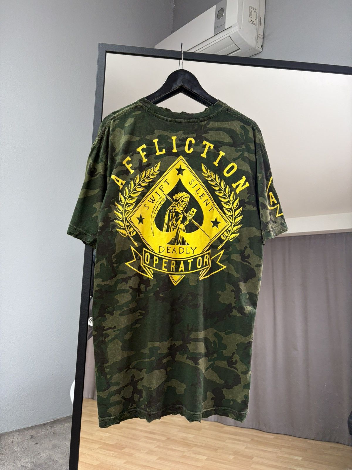 Affliction Affliction Camo Skull T-Shirt Y2K Archive MMA Graphic Tee Size US XL / EU 56 / 4 - 7 Thumbnail