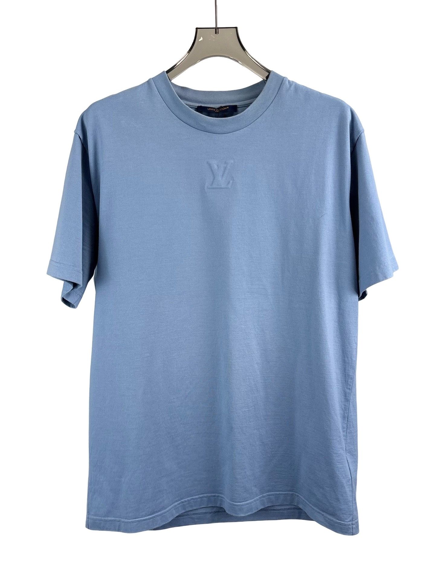 Louis Vuitton Louis Vuitton Embossed Logo T-Shirt Size XL Size US XL / EU 56 / 4 - 1 Thumbnail