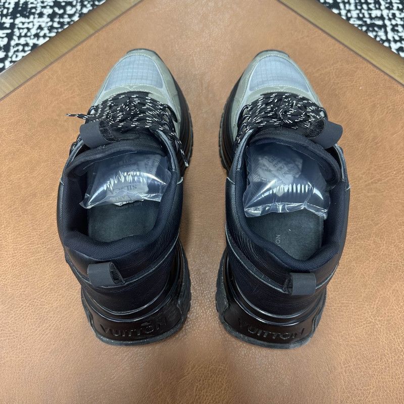 Louis Vuitton Louis Vuitton Comfortable Low-Top Casual Sneakers - Size US 8 / EU 41 - 6 Thumbnail
