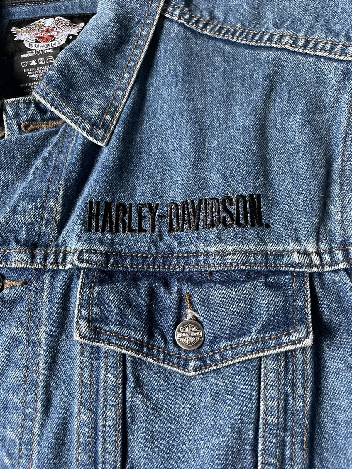 Harley Davidson Harley Davidson embroidered jean vest Vintage Size US L / EU 52-54 / 3 - 6 Thumbnail
