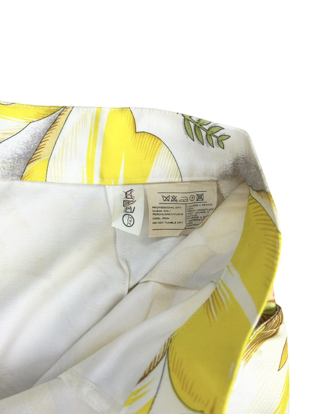 Salvatore Ferragamo 90s Floral Trousers Size 28" / US 6 / IT 42 - 10 Thumbnail