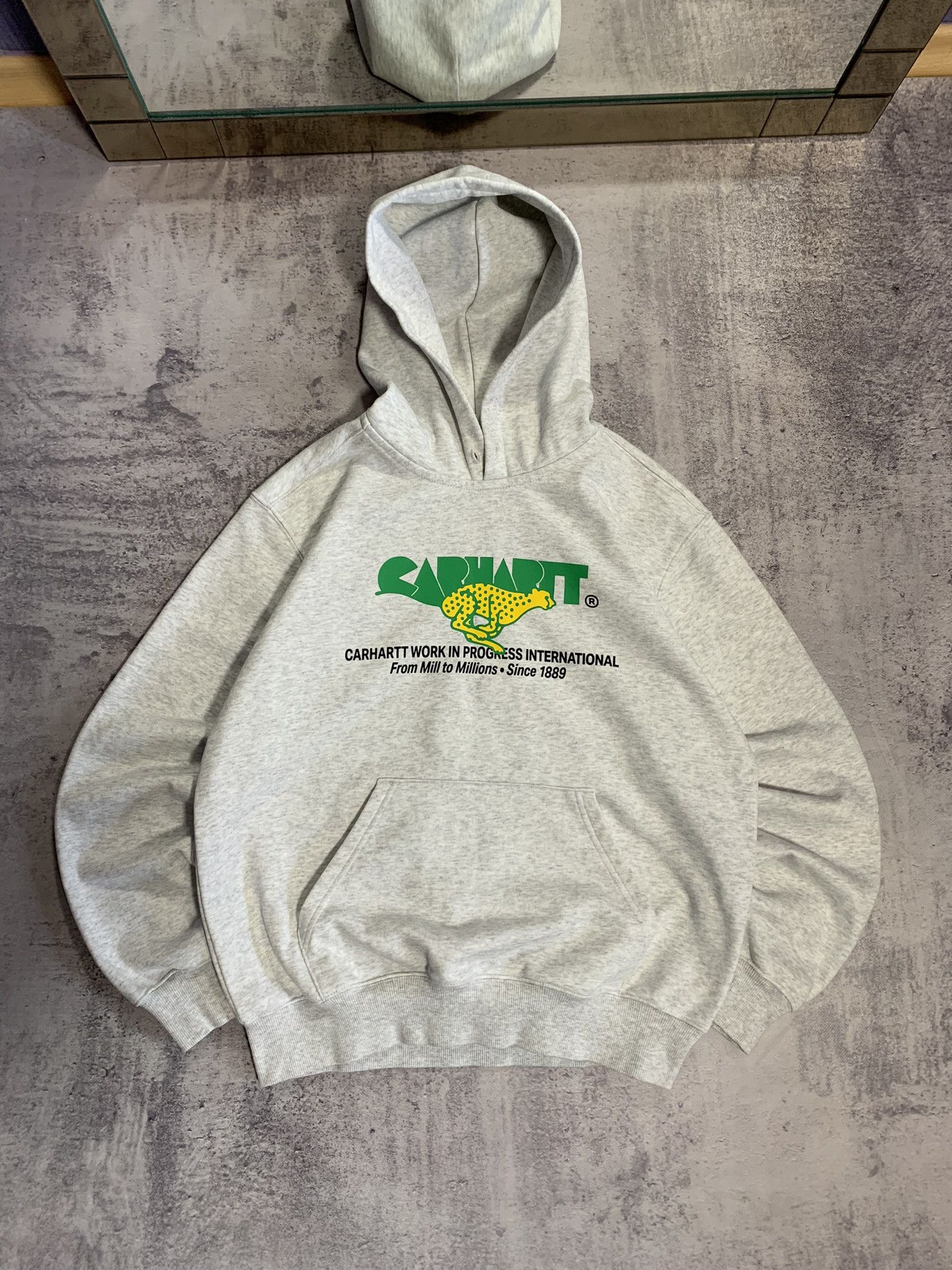 Carhartt Wip Carhartt WIP Hooded Runner S Leopard Graphic Logo Hoodie Size US S / EU 44-46 / 1 - 1 Thumbnail