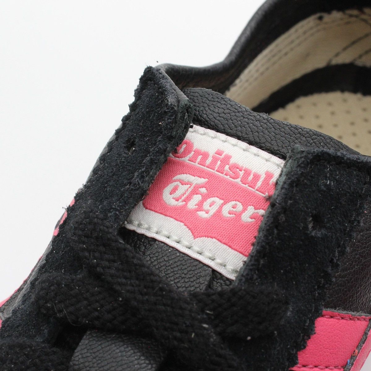 Onitsuka Tiger Vintage Onitsuka Tiger Mexico 66 sample size 7 black pink Size US 7 / IT 37 - 6 Thumbnail