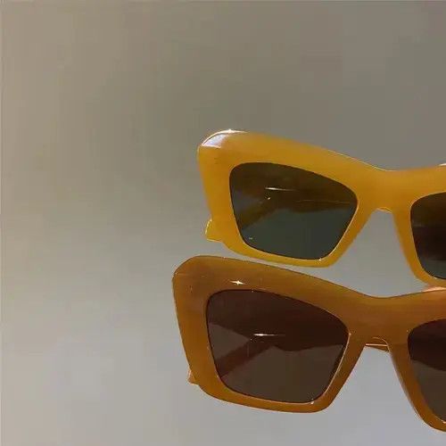 Other Retro triangular cat-eye sunglasses Size ONE SIZE - 4 Thumbnail