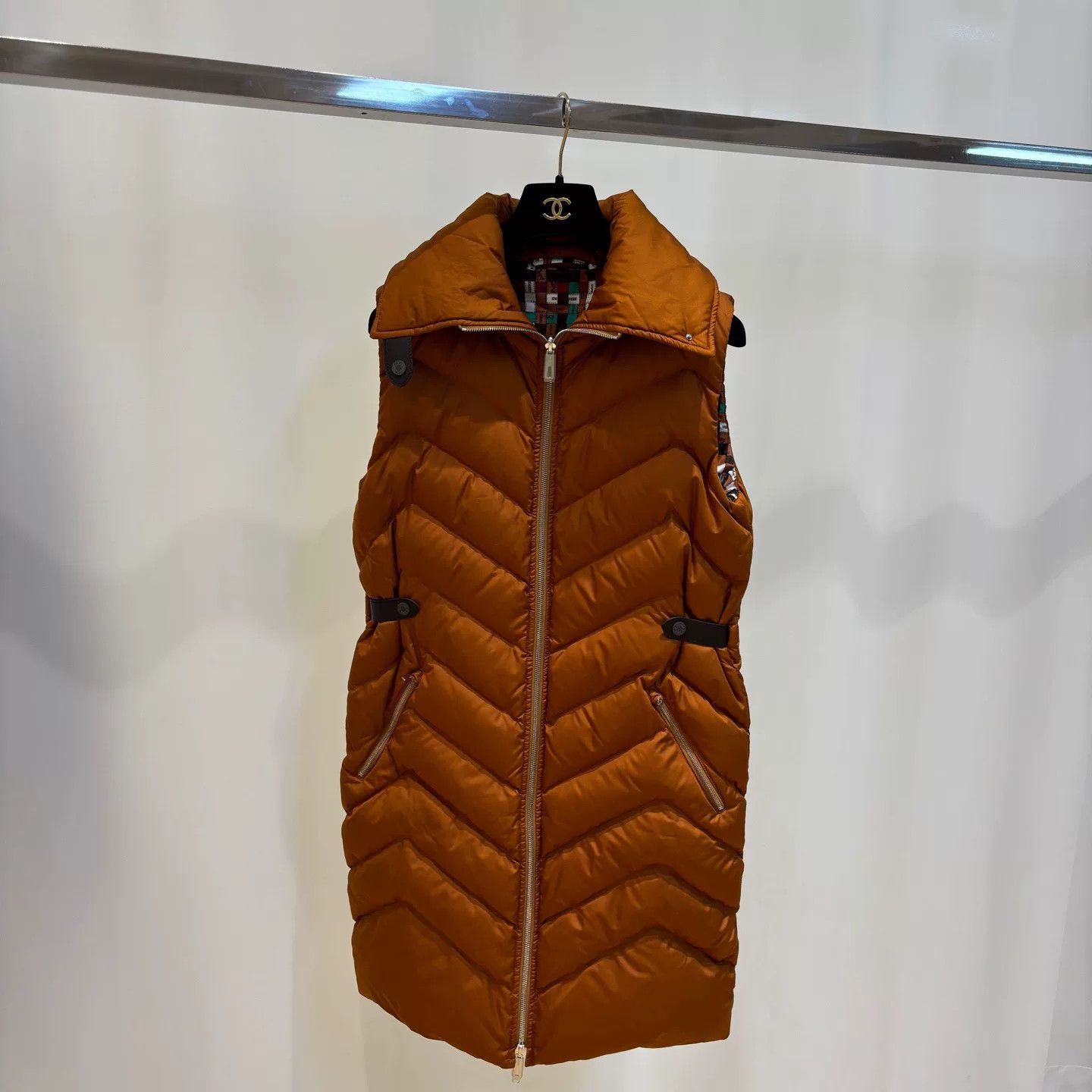 Hermes Hermes Orange Down Vest Size 34 Size US XS / EU 42 / 0 - 1 Thumbnail