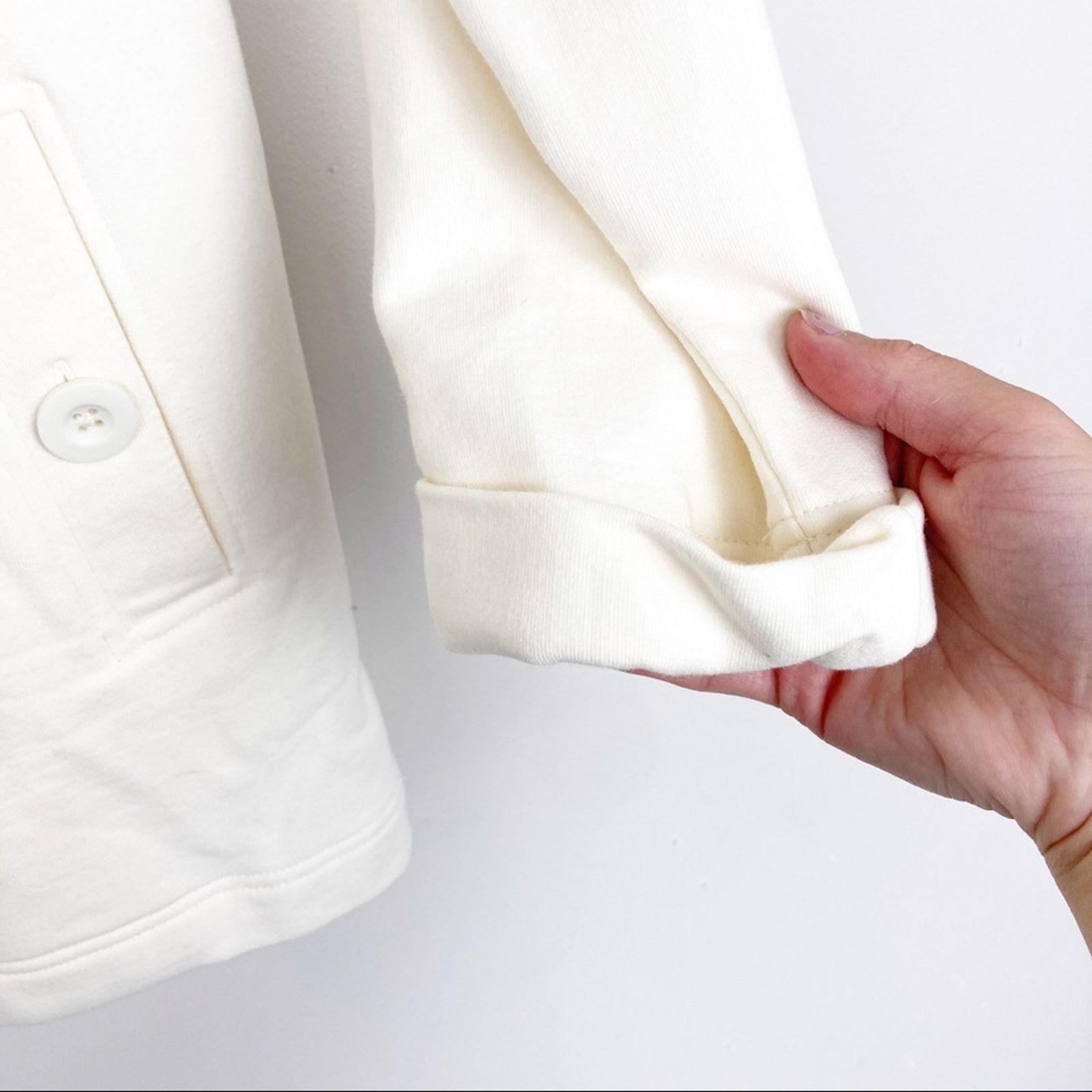 L.L. Bean LL Bean Cream Button Front Cardigan Sz M Size M / US 6-8 / IT 42-44 - 4 Thumbnail