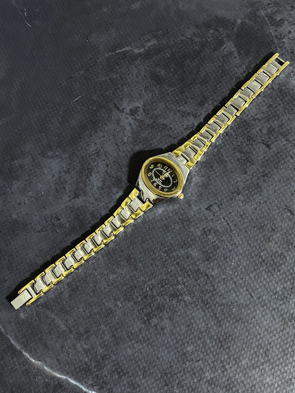 Vintage Omax Unisex Two-Tone Black Dial Watch Japanese Brand Size ONE SIZE - 7 Thumbnail