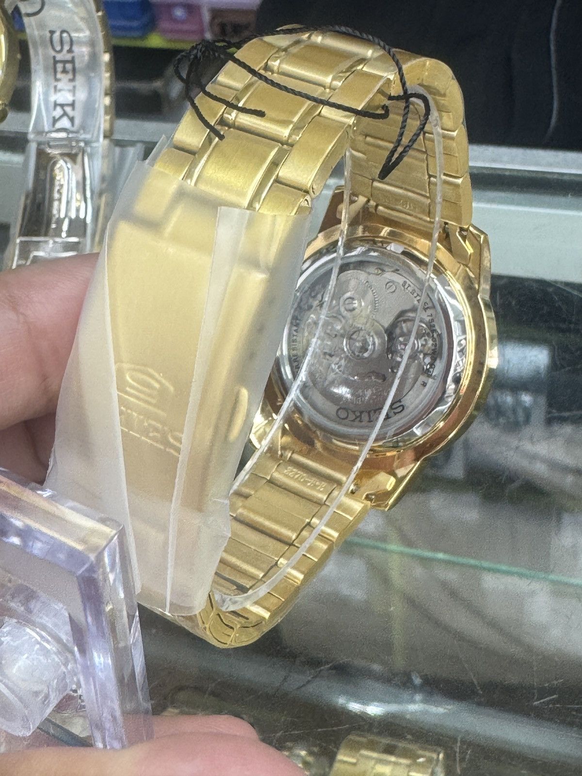 Seiko Seiko Men's Seiko 5 Automatic Gold Dial Size 40 - 3 Thumbnail