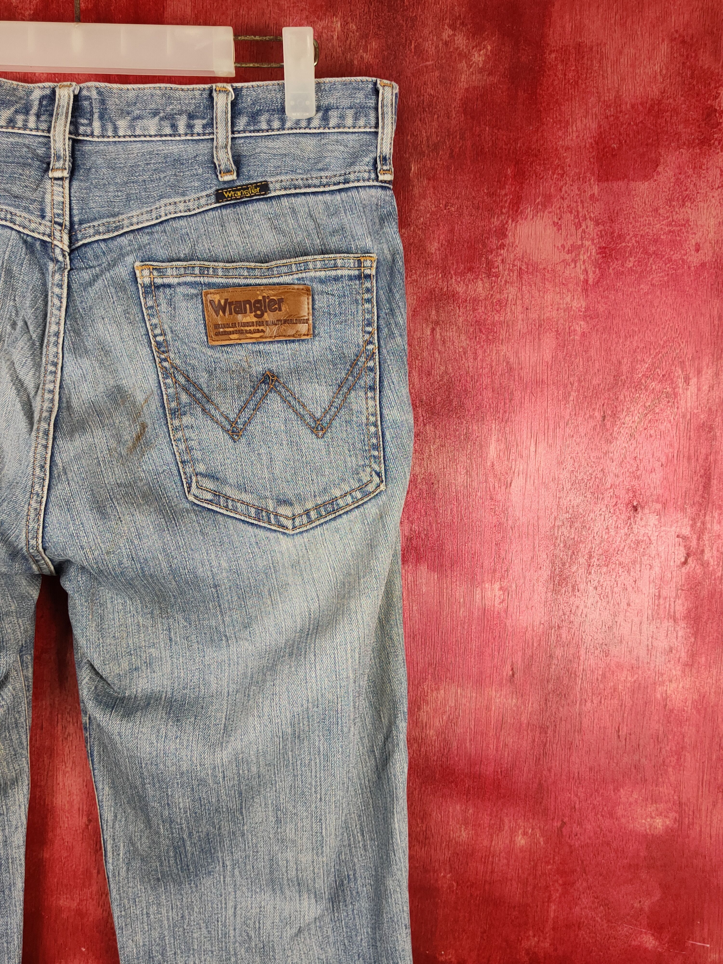 Japanese Brand Wrangler Blue Faded Distressed Ripped Jeans #S2202 Size US 33 - 13 Thumbnail