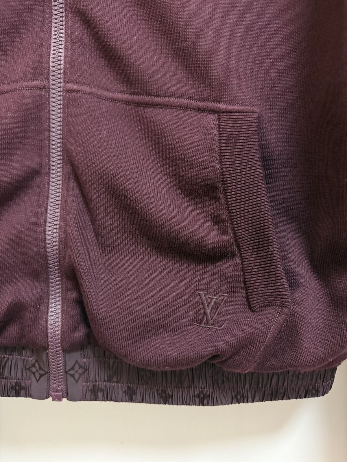 Louis Vuitton Louis Vuitton burgundy monogram reversible bomber jacket S Size US S / EU 44-46 / 1 - 8 Thumbnail