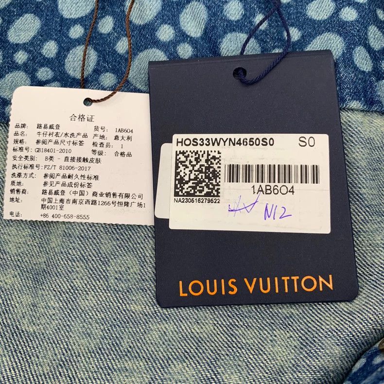 Louis Vuitton Louis Vuitton Yayaoi Kusama co-branded 23 blue logo letter Size US S / EU 44-46 / 1 - 6 Thumbnail