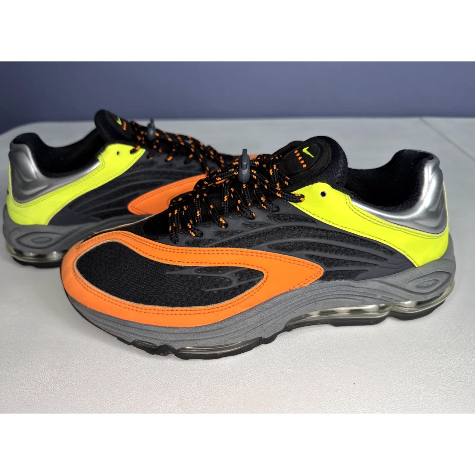Nike Nike Air Tuned Max Sneaker Men sz 10.5 Black Total Orange Volt Neon 95 97 Green 10.5 Size US 11 / EU 44 - 2 Thumbnail