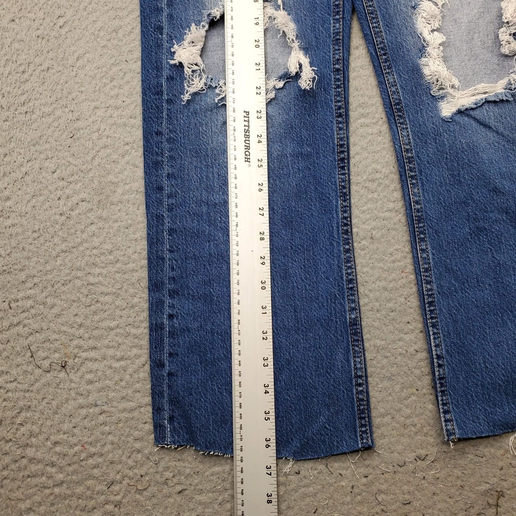 Vintage Aéropostale Womens 2 Baggy Jeans Denim Blue Button Fly Distressed Straight Leg 90s Style Jeans Women’s Size 2 Size 26" / US 2 / IT 38 - 3 Thumbnail