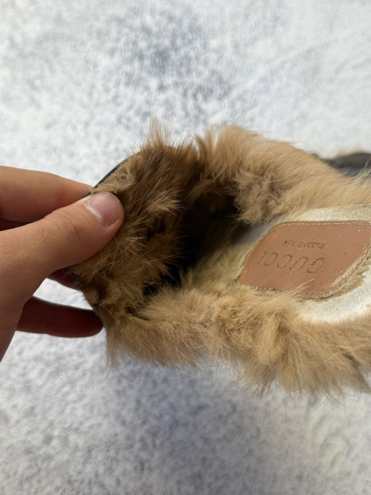 Gucci Gucci Princetown Fur Slippers with Rose Embroidery Size US 5.5 / EU 38 - 9 Thumbnail