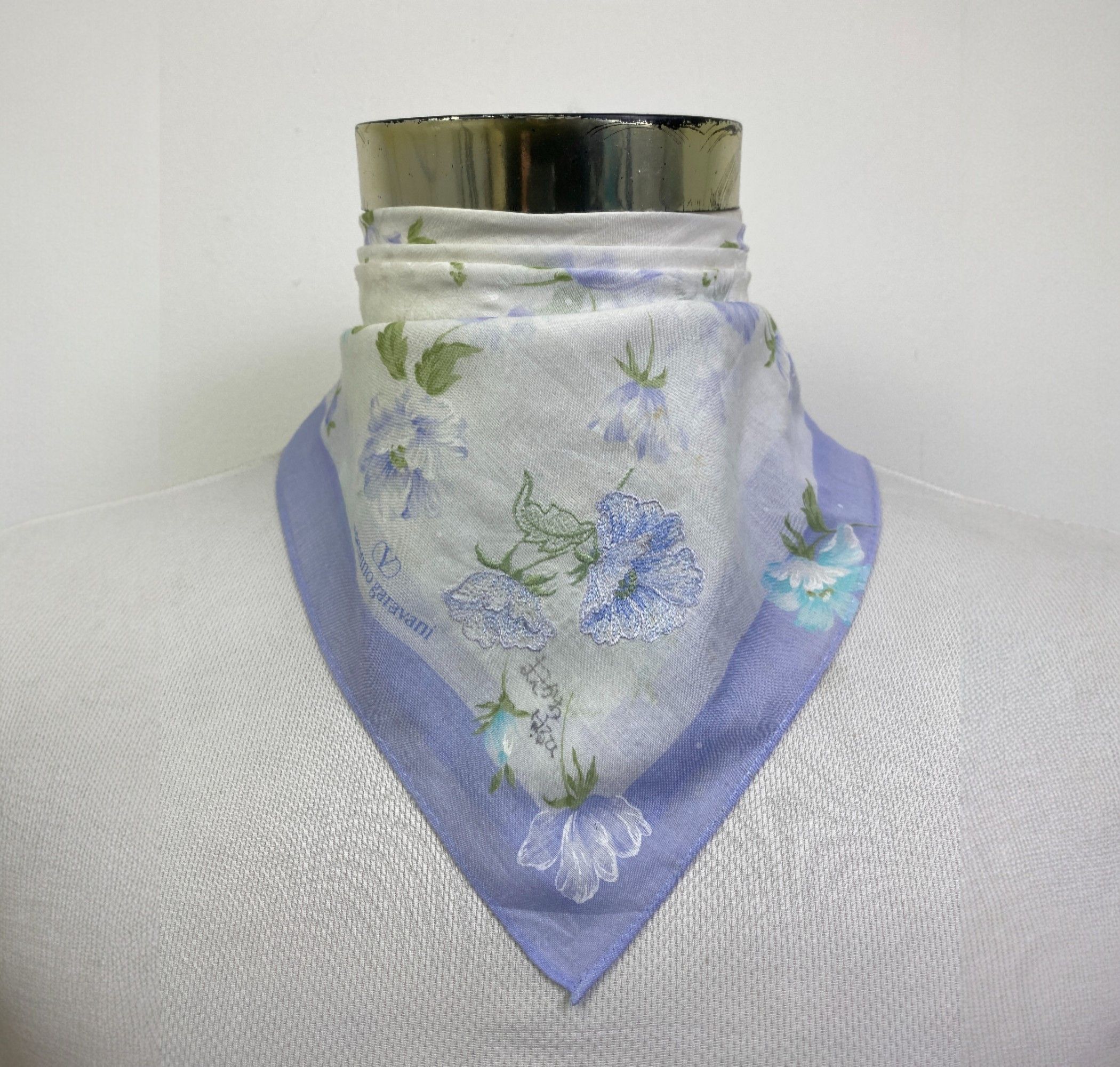 Valentino Valentino Garavani Handkerchief / Neckerchief HKC1036 Size ONE SIZE - 1 Thumbnail
