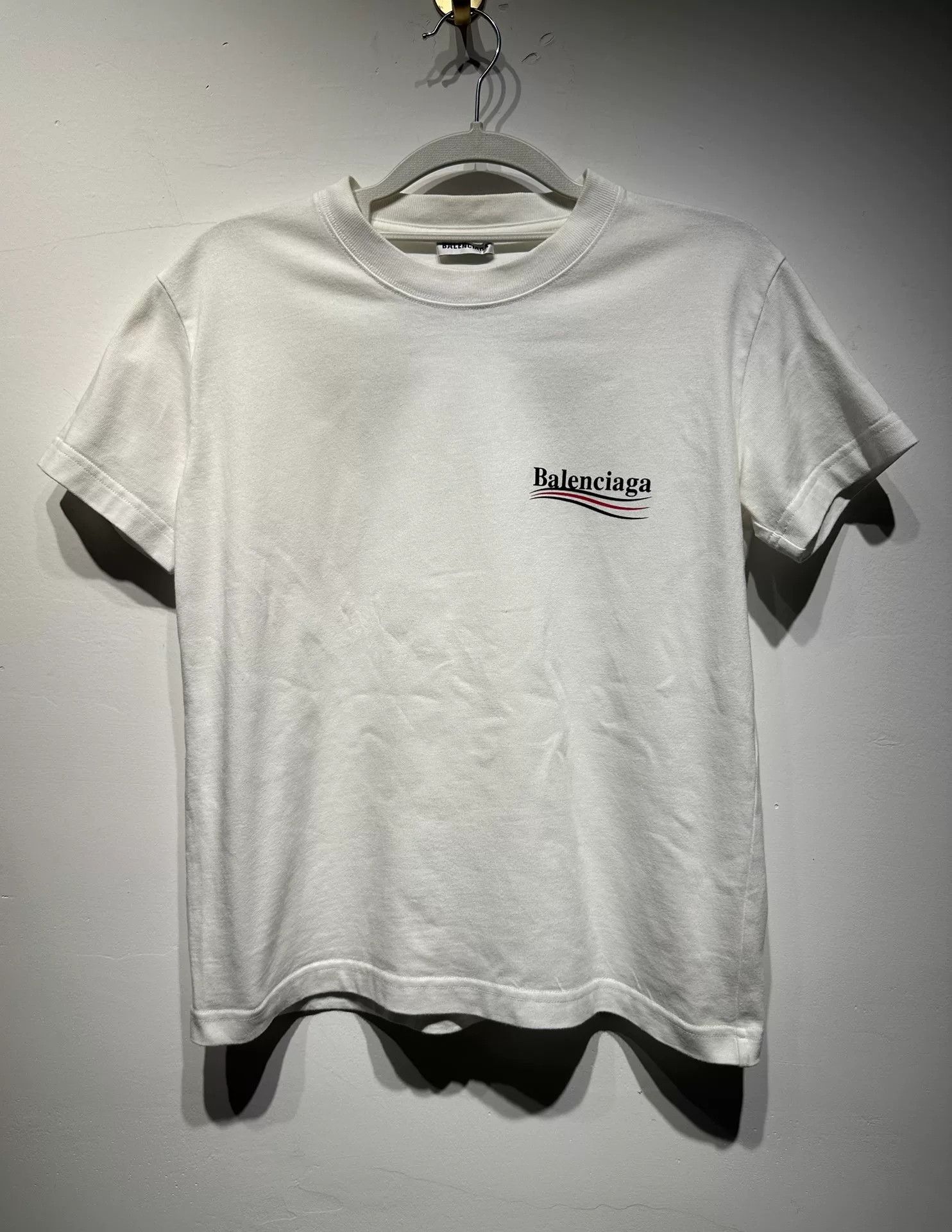 Balenciaga Balenciaga Retro Printed White T-Shirt M Women Size M / US 6-8 / IT 42-44 - 1 Thumbnail