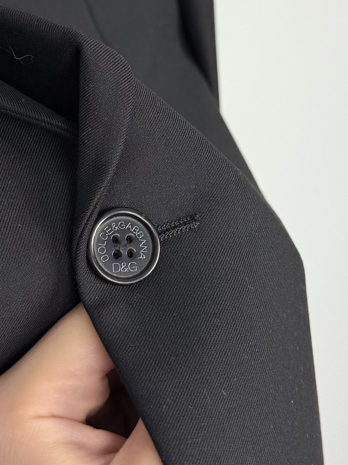 Dolce & Gabbana Elegant Dolce & Gabbana Black Jacket with Logo Buttons Size US L / EU 52-54 / 3 - 4 Thumbnail
