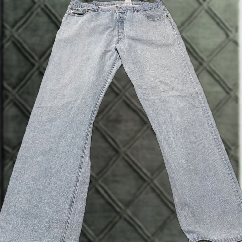 Levi's VINTAGE Levi's Jeans Men Blue 501 Distressed Zip-Fly Straight-Leg 40x34 Mens Jeans Vintage Levi's 501 Size US 40 / EU 56 - 1 Thumbnail
